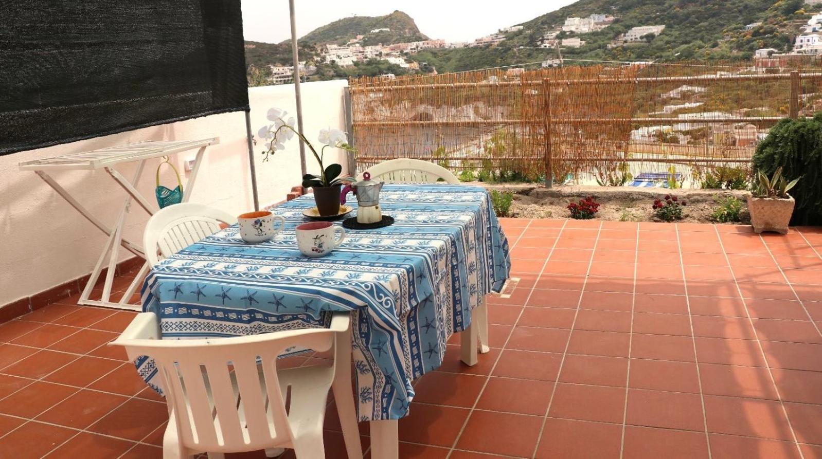 La terrazza di Cala Feola-Ponzacasevacanze Esterno foto